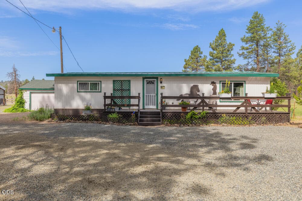 5536SeagullDr-8. Photo 4 of 52, 5536 Seagull Drive, Bonanza, OR 97623