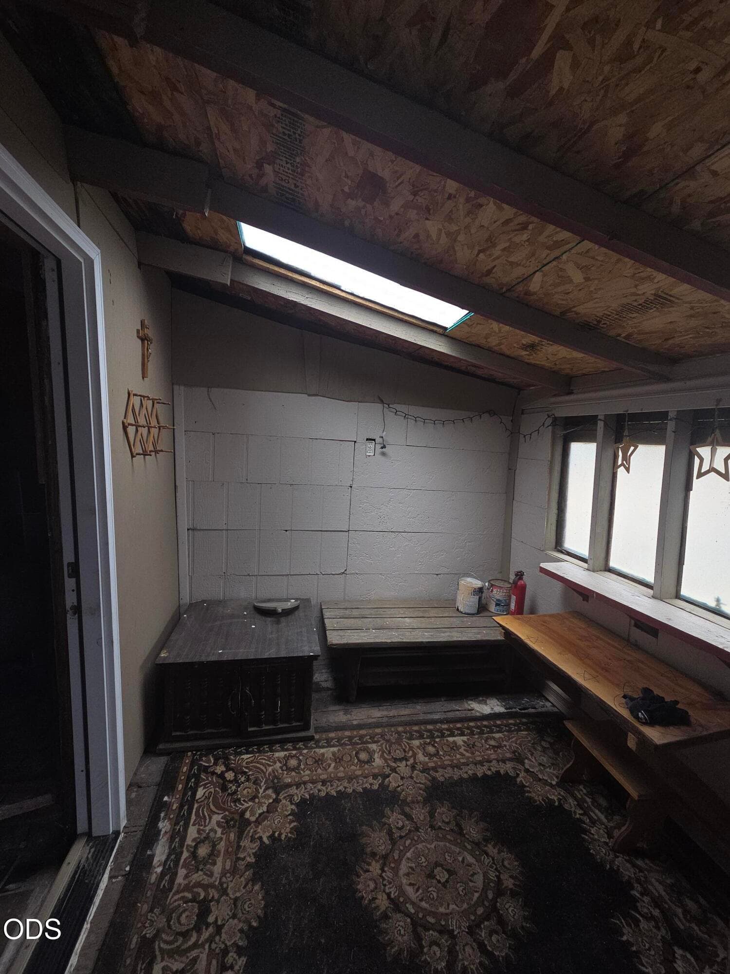 Mudroom. Photo 2 of 29, 8314 Bly Mountain Cutoff Road, Bonanza, OR 97623