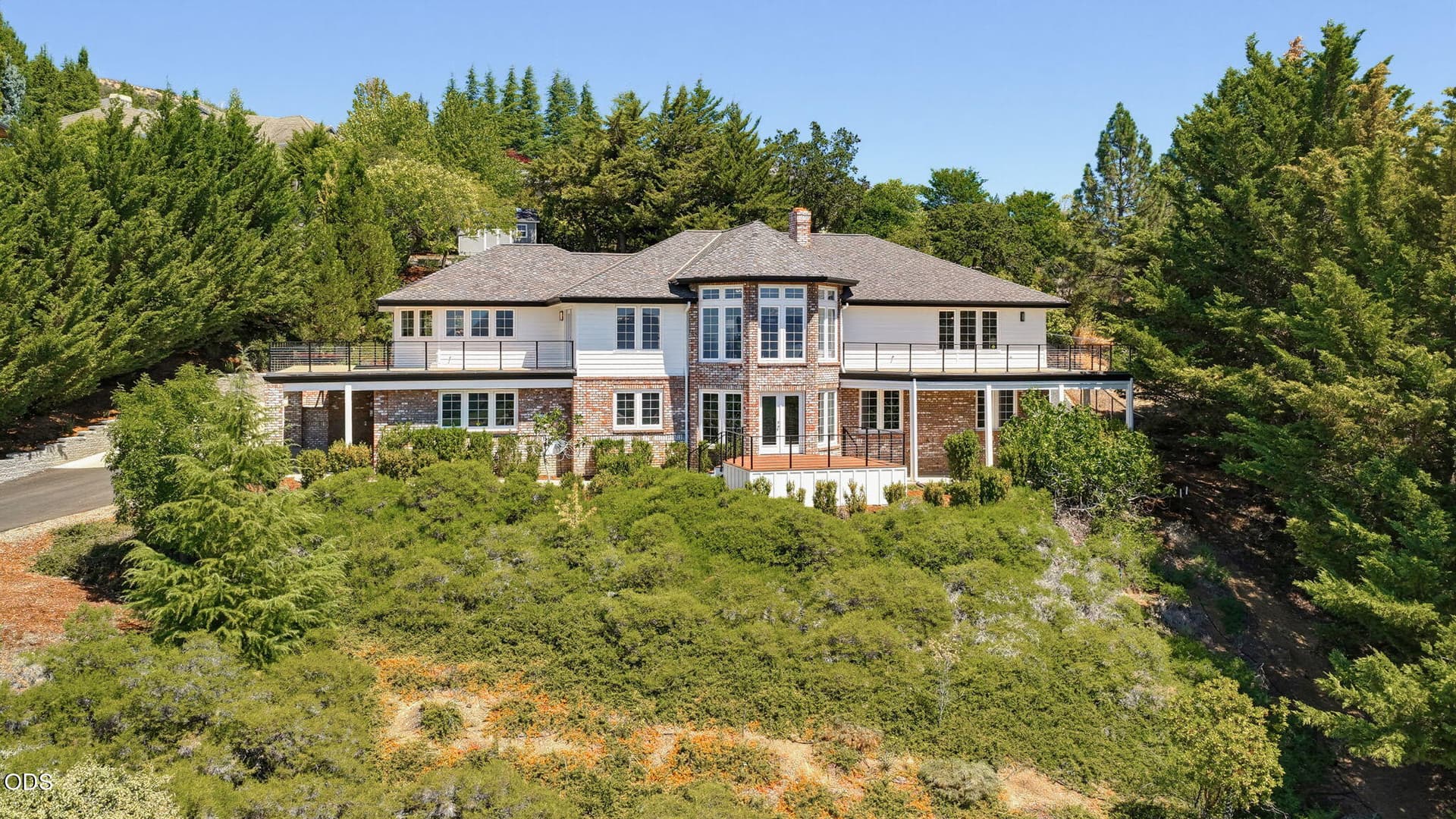 A rare opportunity- One owner estate. Photo 2 of 100, 1544 Satellite Drive, Medford, OR 97504