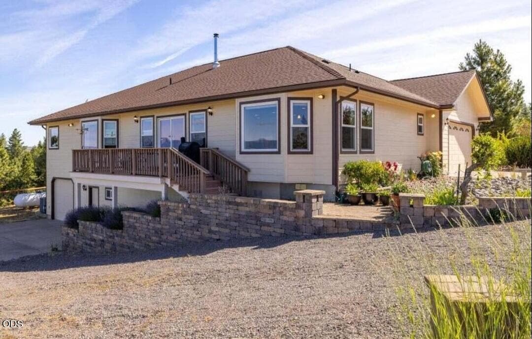 Front. Photo 2 of 62, 2961 Mark Court, Chiloquin, OR 97624