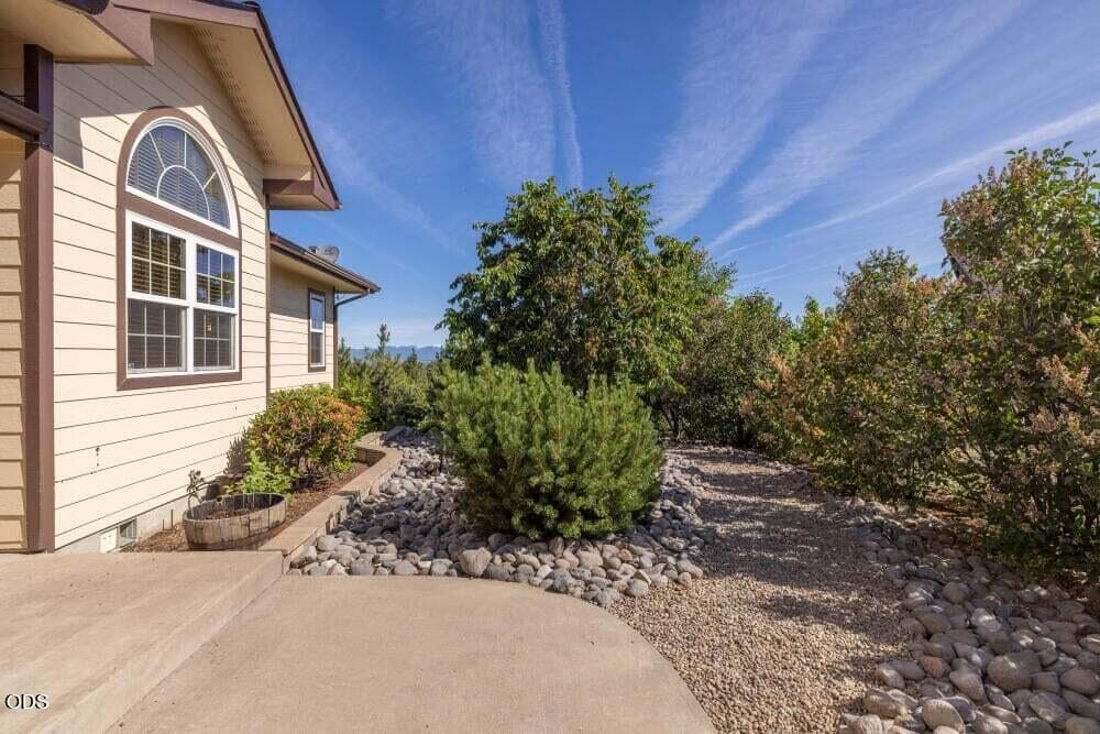 4 m. Photo 5 of 62, 2961 Mark Court, Chiloquin, OR 97624