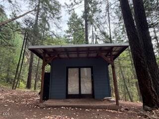 Cabin. Photo 4 of 12, Crater Lake Highway, Prospect, OR 97536