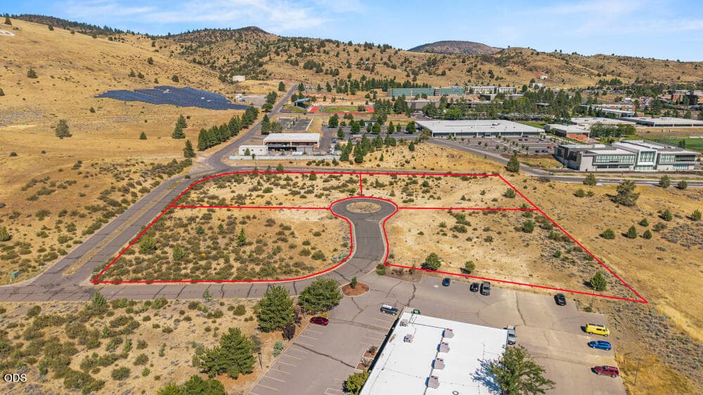 CenturyCtLot-9. Photo 2 of 25, Century Court, Klamath Falls, OR 97601