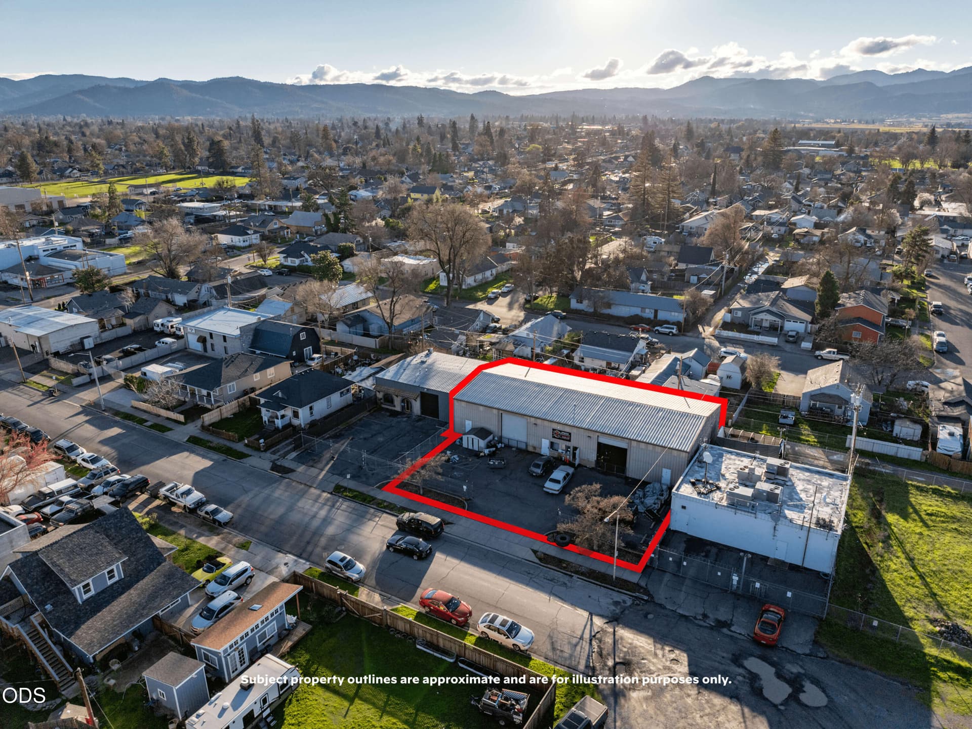 729-2. Photo 2 of 45, 729 Welch Street, Medford, OR 97501