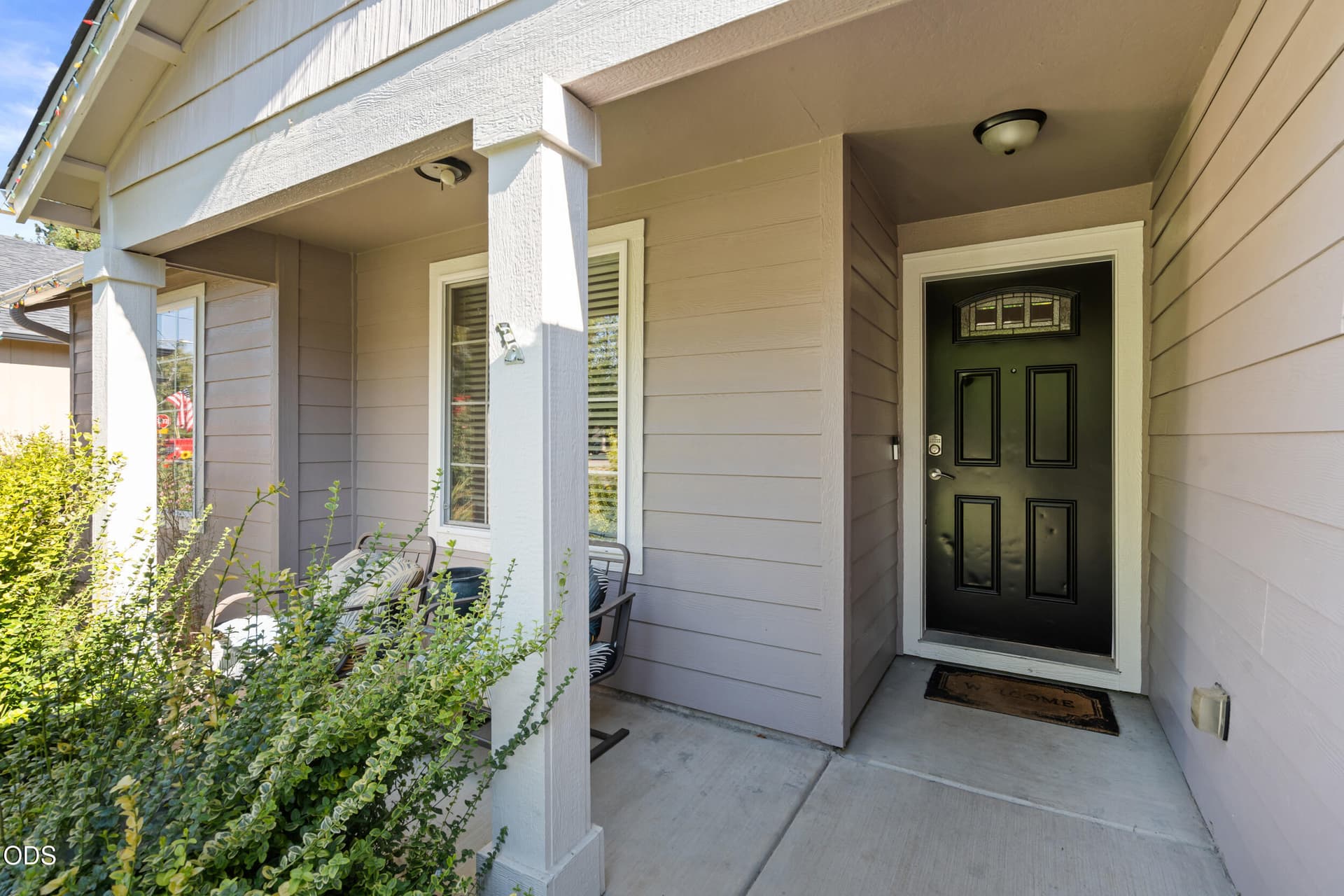 908 archer dr-05. Photo 4 of 18, 908 Archer Drive, Medford, OR 97501