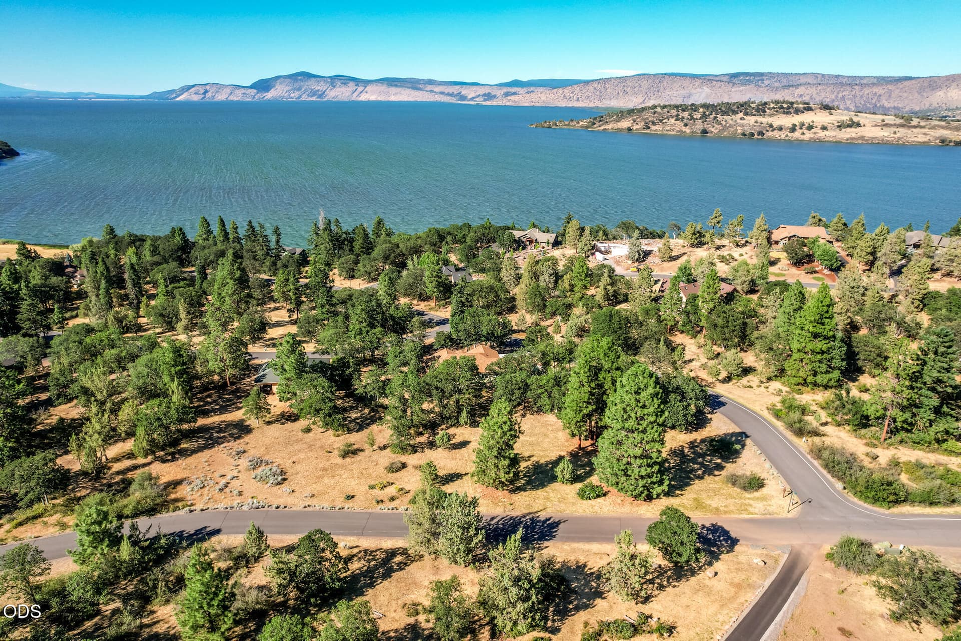 86545. Photo 5 of 15, Dunlin Lane Unit 892, Klamath Falls, OR 97601