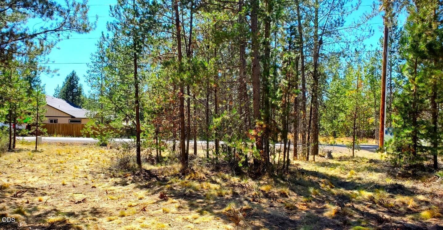 front facing road. Photo 3 of 21, 55618 Snow Goose Road, Bend, OR 97707