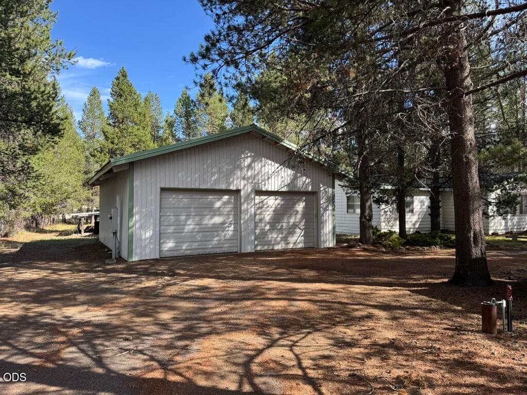 3. Photo 3 of 29, 52720 Wayside Loop, La Pine, OR 97739