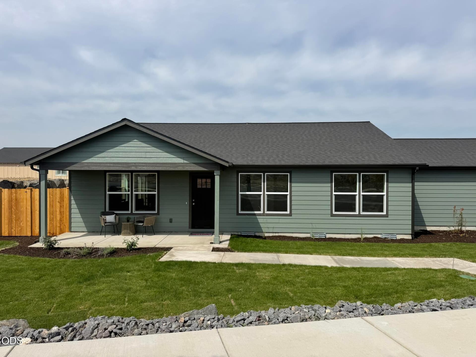 IMG_7078. Photo 2 of 27, 651 NE Mitchell Street Unit 166, Madras, OR 97741