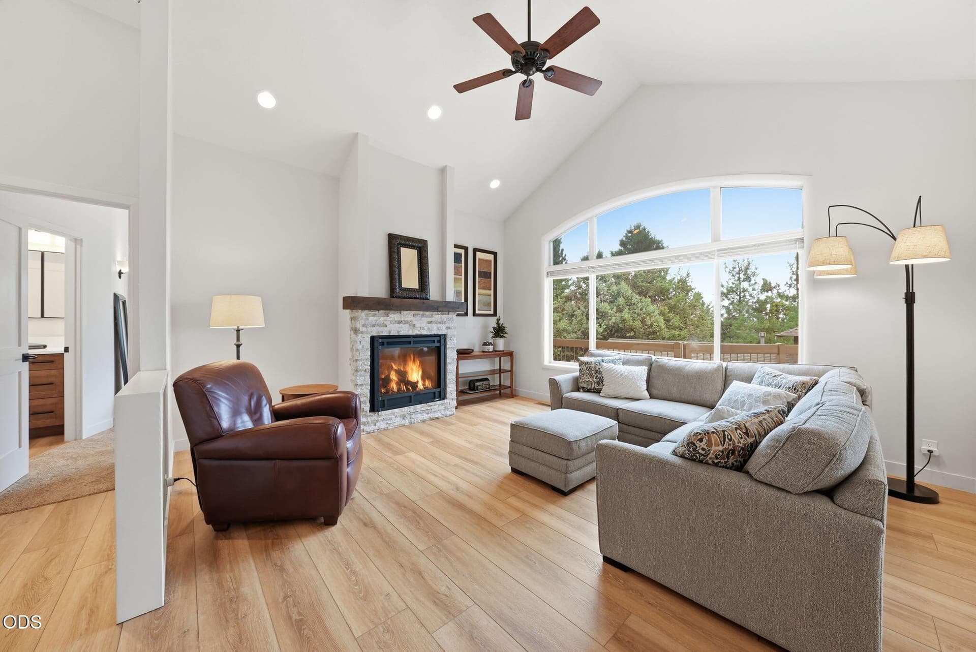 Fully Updated. Photo 4 of 35, 1287 NW City Heights Drive, Bend, OR 97703