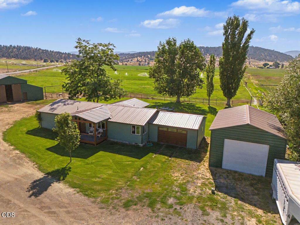 pic. Photo 1 of 33, 5370 Harpold Road, Bonanza, OR 97623
