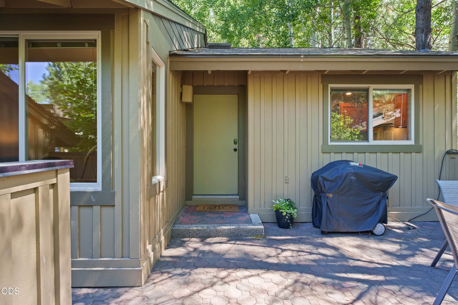 Front Entrance. Photo 3 of 37, 57369 Lake Aspen Court, Sunriver, OR 97707