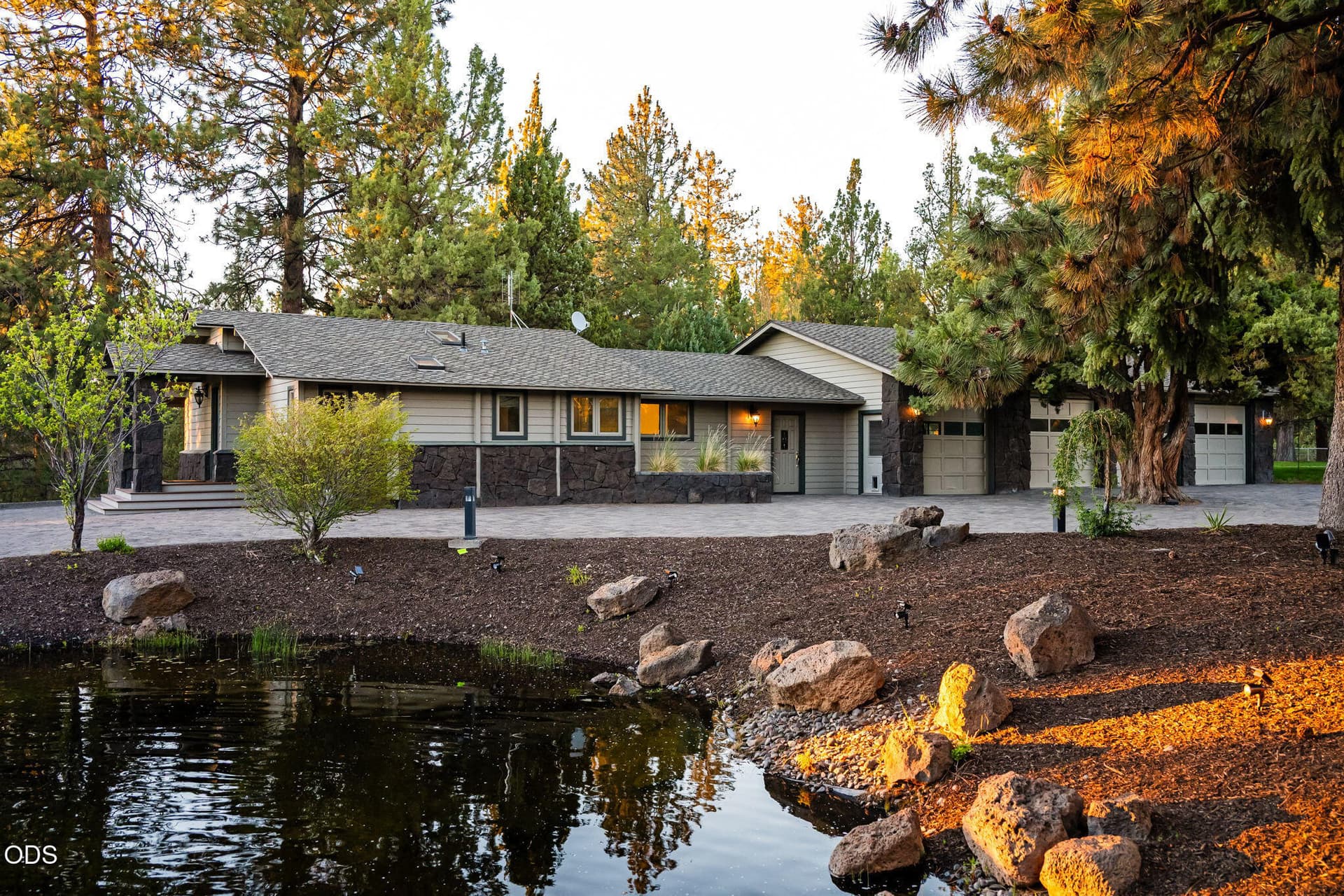 Rickard Rd-005. Photo 5 of 91, 21955 Rickard Road, Bend, OR 97702