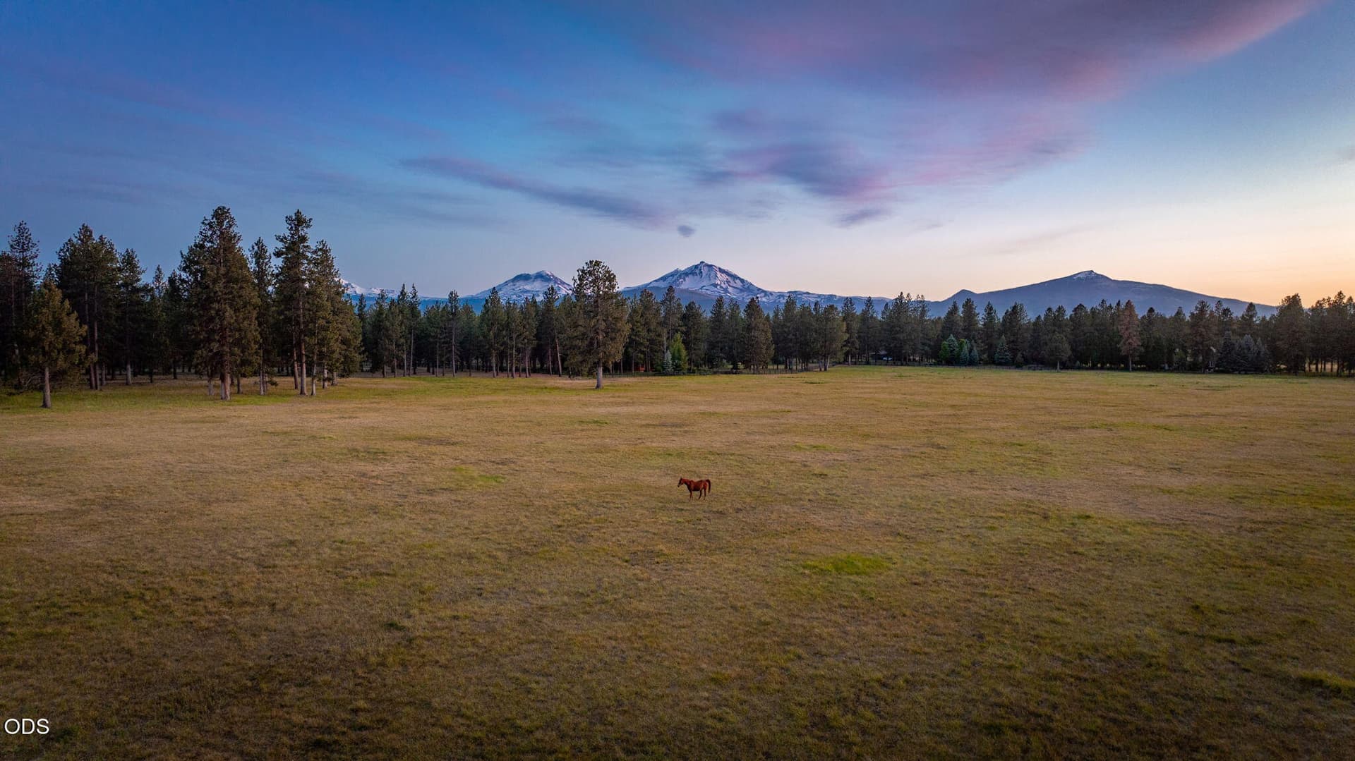 25-web-or-mls-Riley Visuals-25. Photo 4 of 76, 15385 Windigo Trail, Sisters, OR 97759