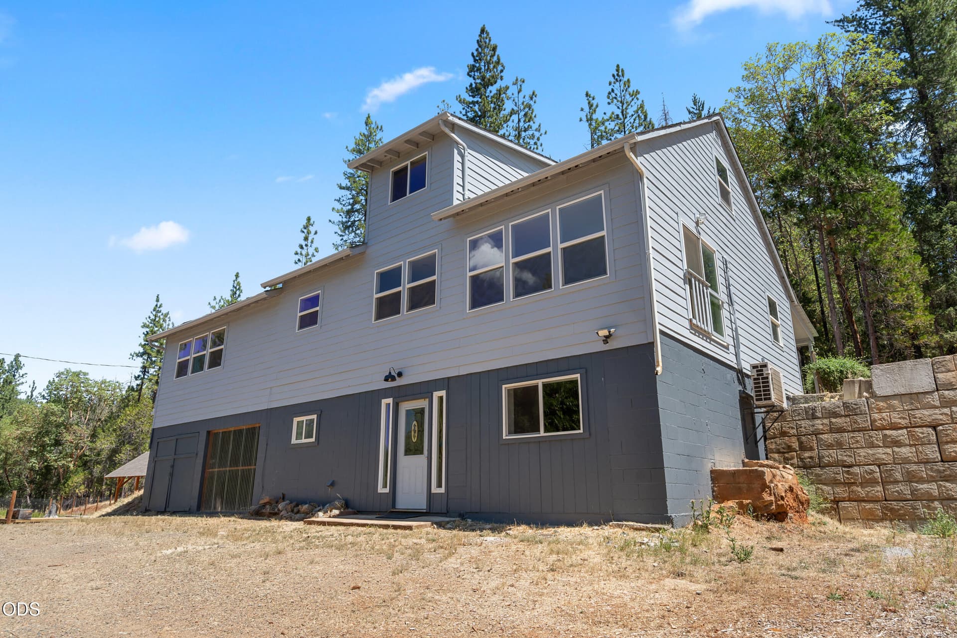 Daylight Basement Entrance. Photo 1 of 32, 2016 Sykes Creek Road, Rogue River, OR 97537