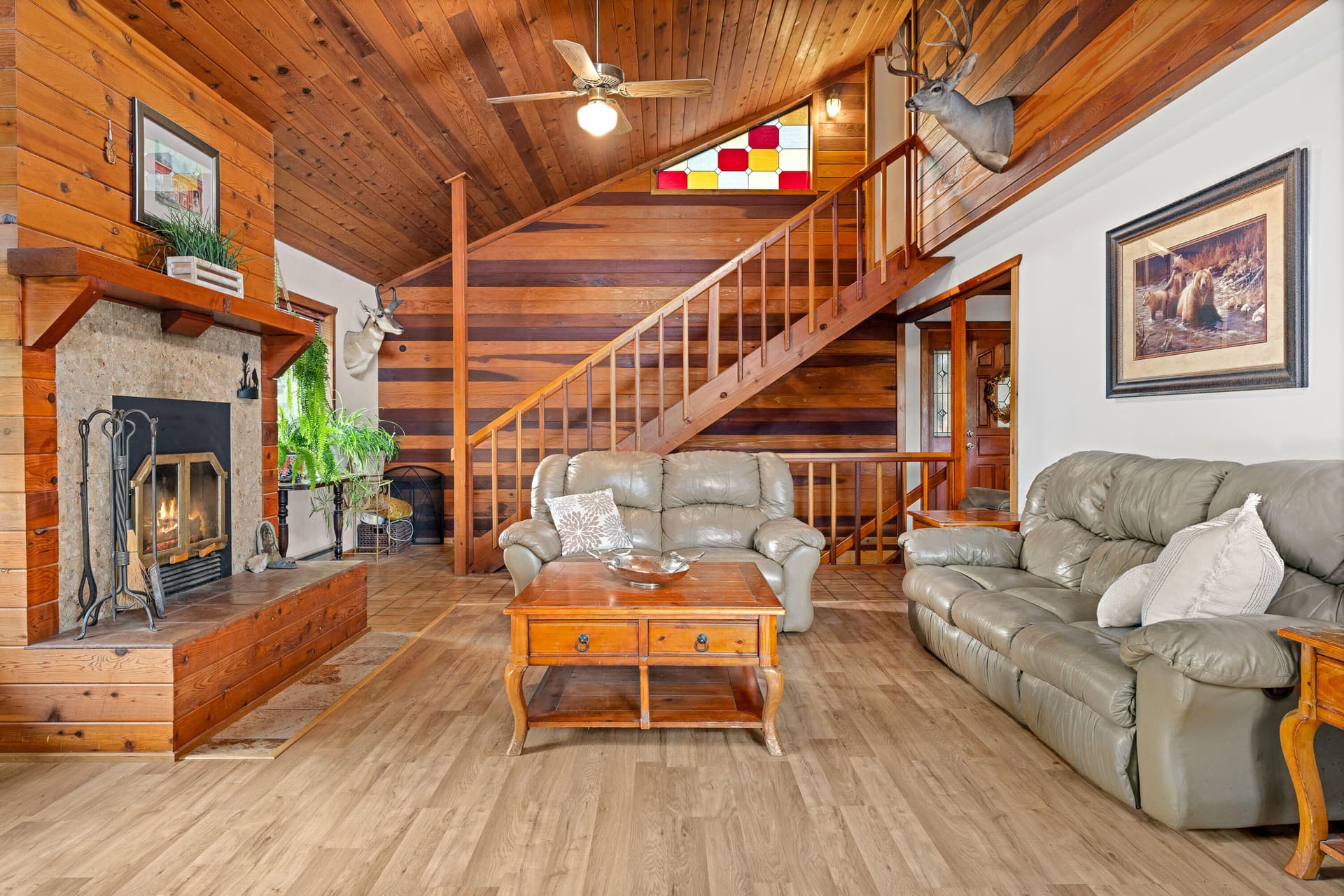 INT (10 of 26). Photo 5 of 67, 300 Dunlap Road, Jacksonville, OR 97530