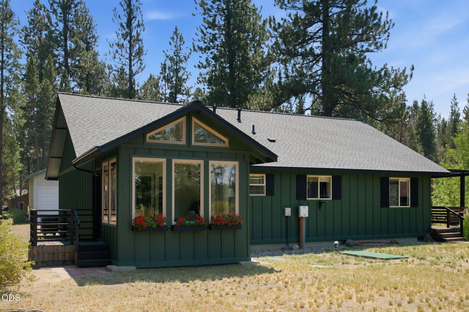 Charming Home. Photo 5 of 40, 54634 Silver Fox Drive, Bend, OR 97707