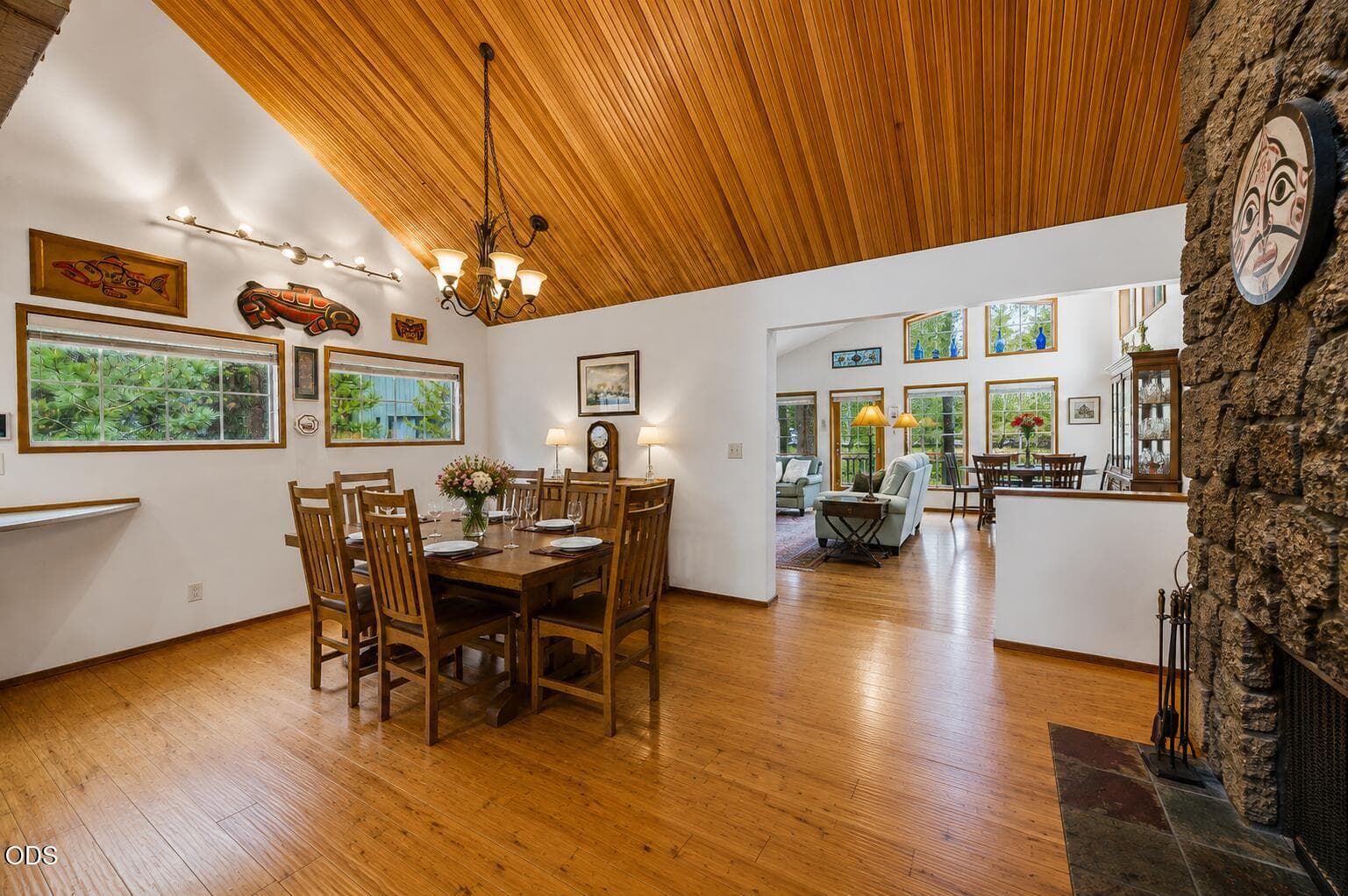 Dinning Area. Photo 3 of 33, 57519 Tamarack Lane Unit 3, Sunriver, OR 97707