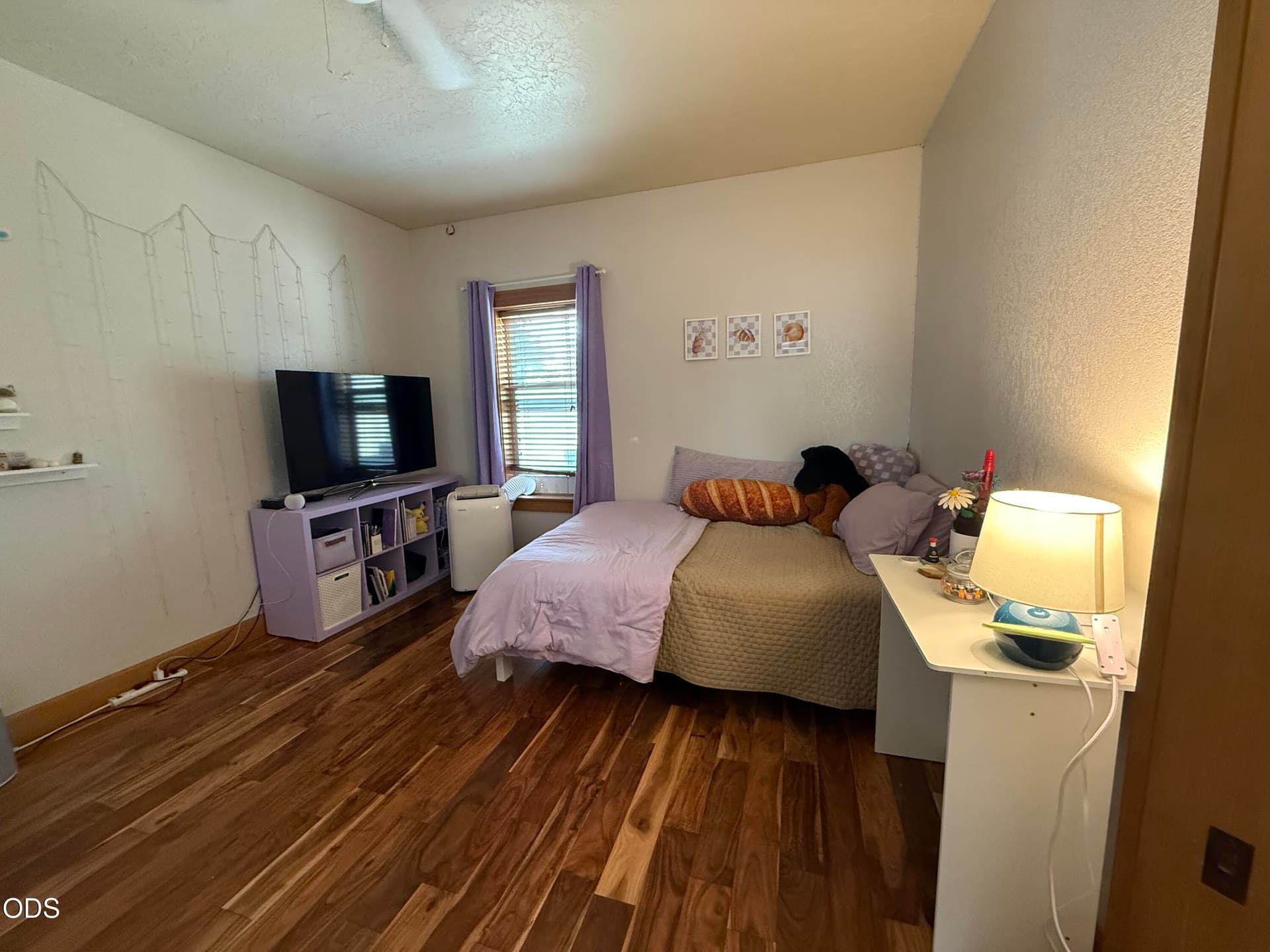 Bedroom #2. Photo 5 of 19, 749 NW 8th Street, Redmond, OR 97756
