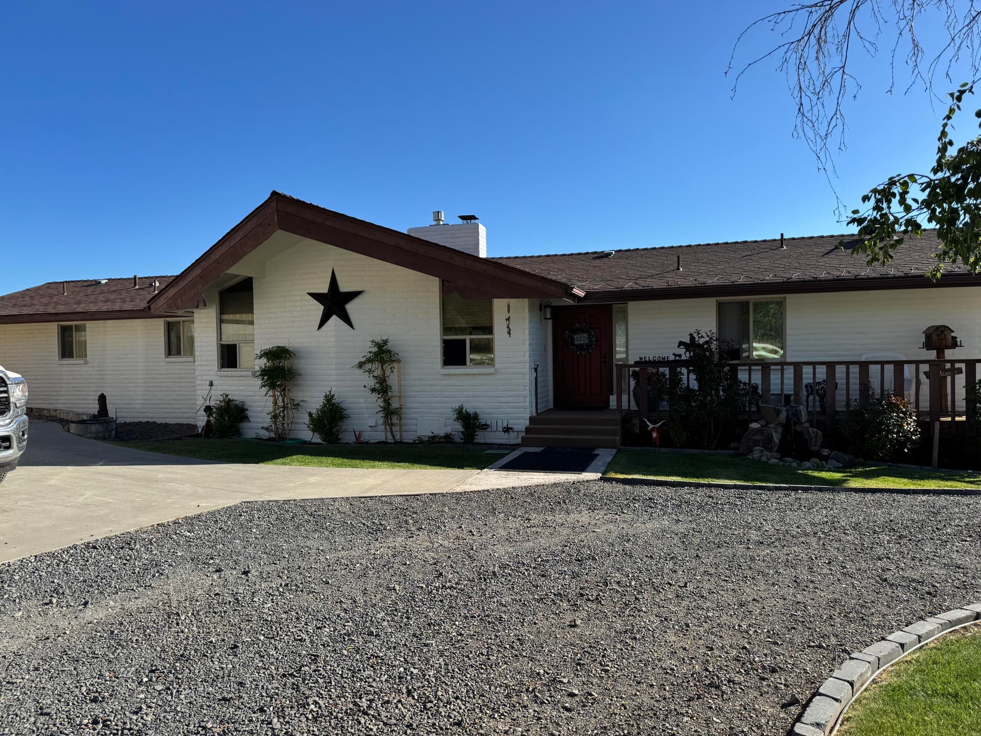 IMG_4304. Photo 2 of 48, 12140 Clovis Drive, Klamath Falls, OR 97603
