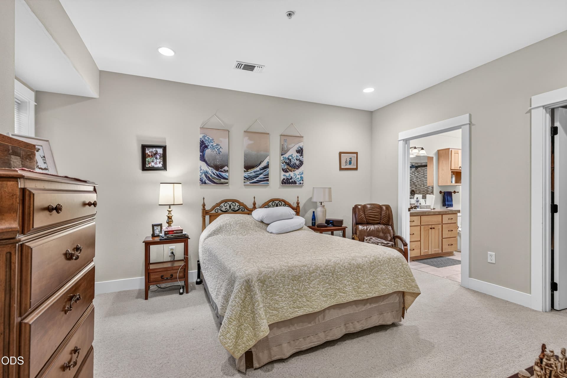 9R9A0865. Photo 2 of 28, 608 Fair Oaks Court, Ashland, OR 97520