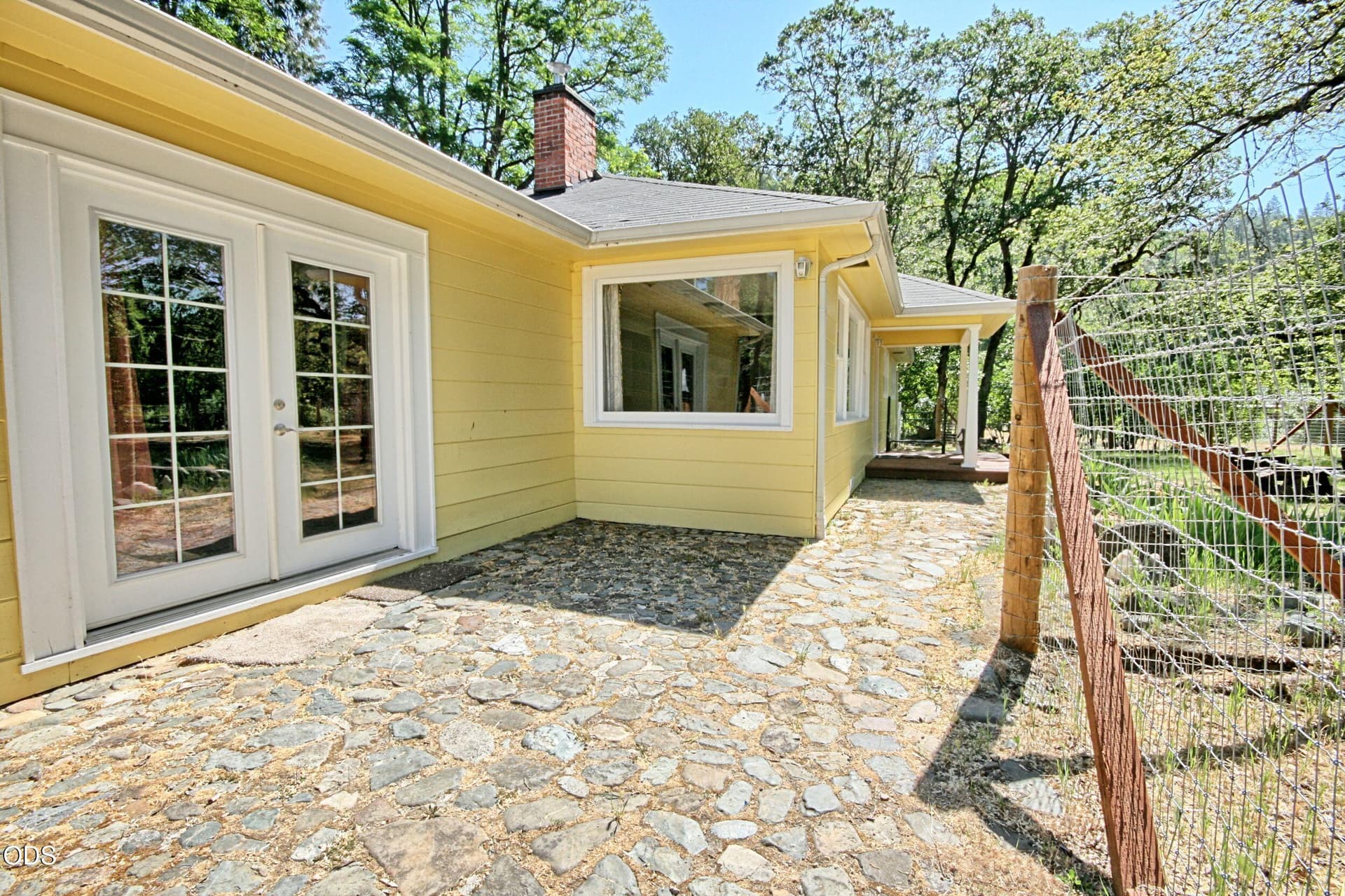 cobble stone entrance. Photo 2 of 38, 199 Powell Creek Road, Williams, OR 97544
