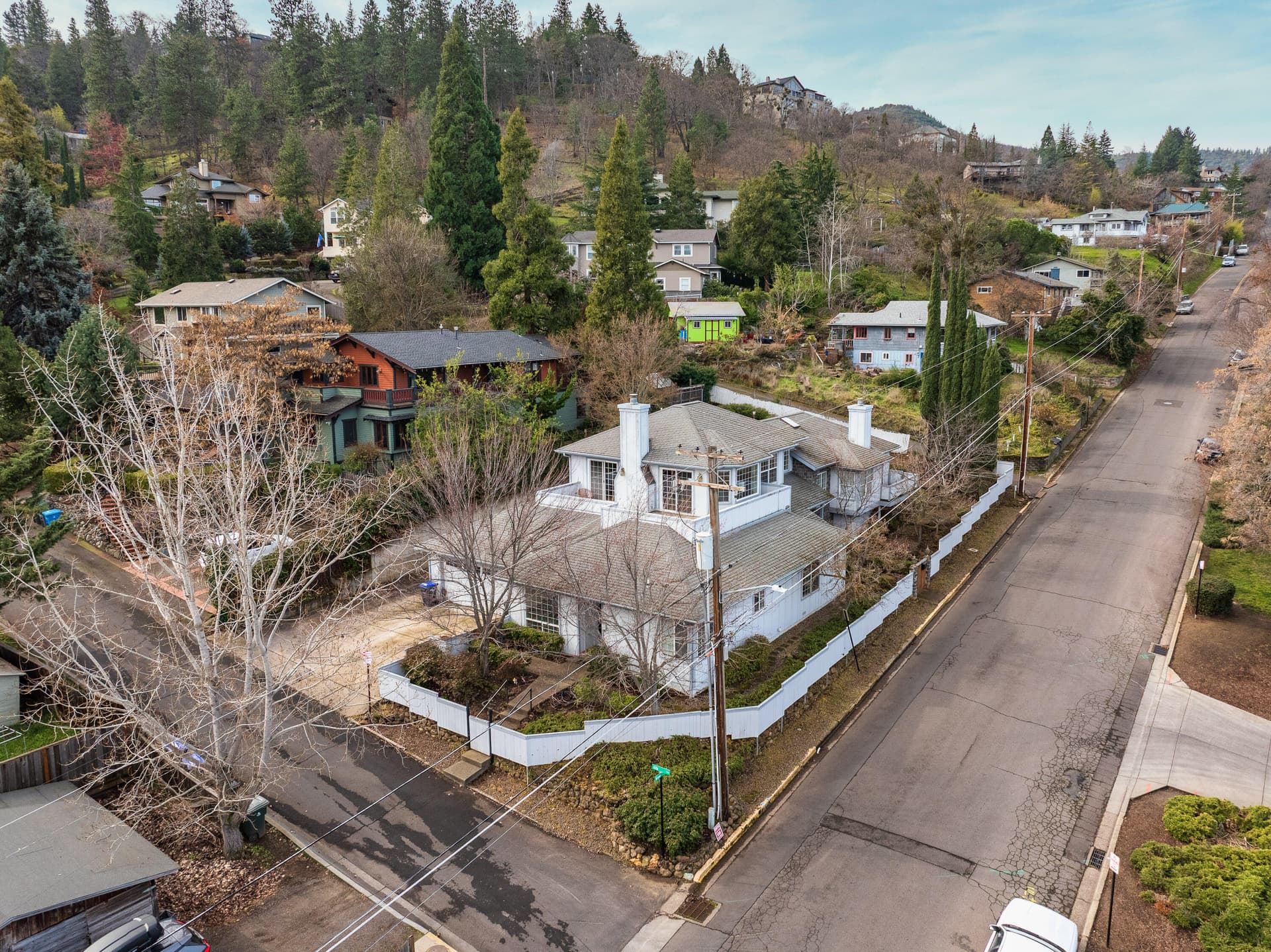 Ashland Duplex (47). Photo 2 of 43, 369 Alta Avenue, Ashland, OR 97520