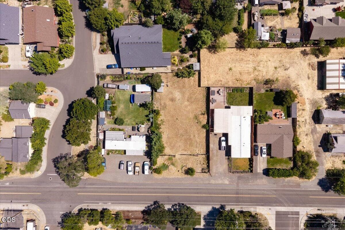 14-DJI_20260803113808_0031_D. Photo 2 of 13, 1019 Talent Avenue, Talent, OR 97540