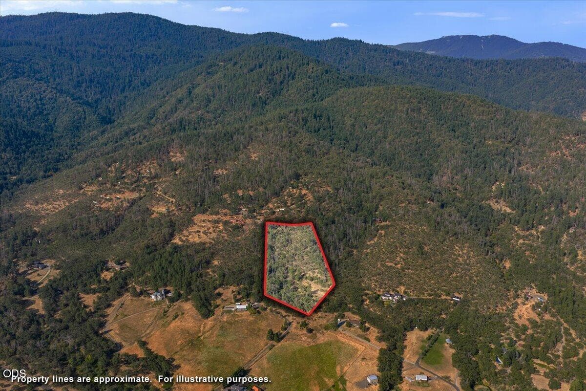 01-DJI_20260804091343_0007_D - LINES. Photo 1 of 22, 4334 Clayton Road, Ashland, OR 97520