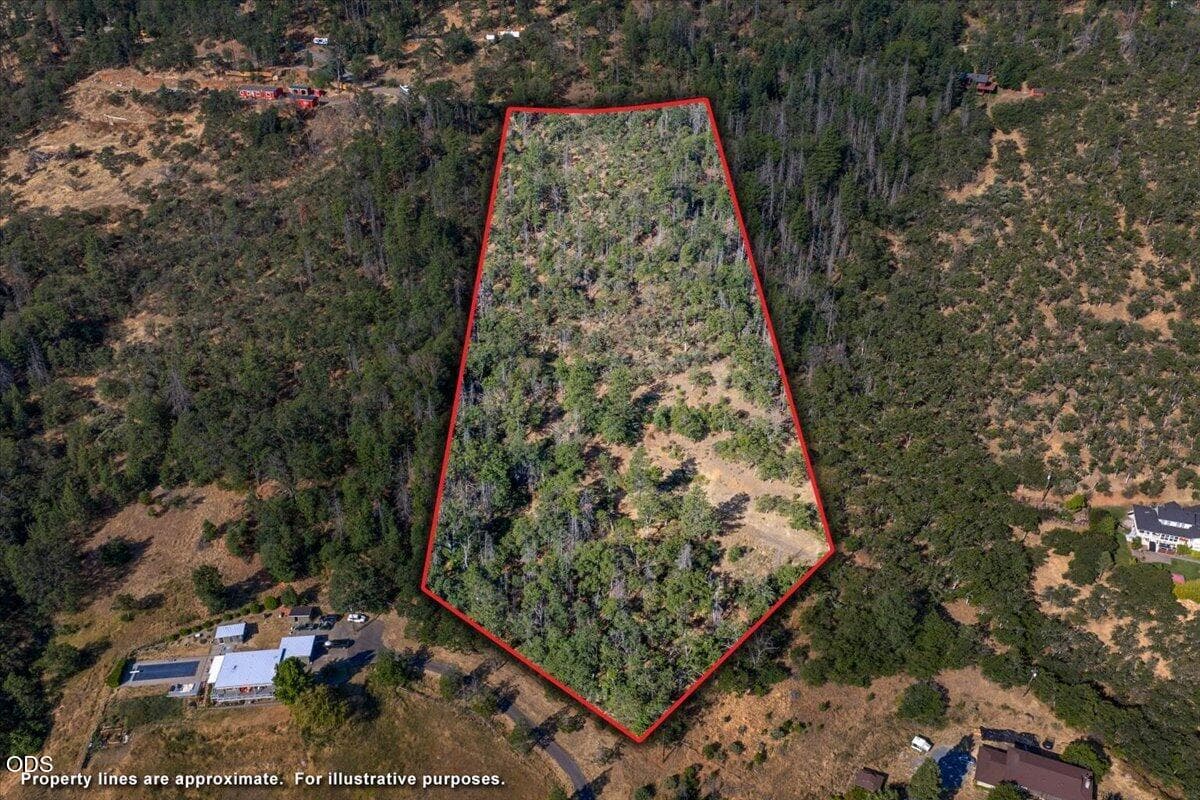 03-DJI_20260804091522_0016_D - LINES. Photo 3 of 22, 4334 Clayton Road, Ashland, OR 97520