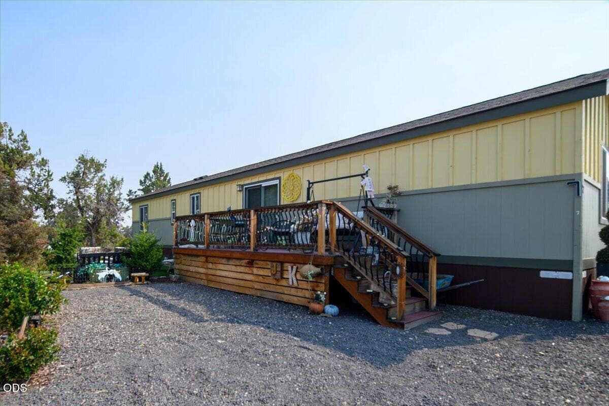 04-6100 S Hwy 97, Redmond #7-4. Photo 5 of 25, 6100 S Highway 97 Unit 7, Redmond, OR 97756