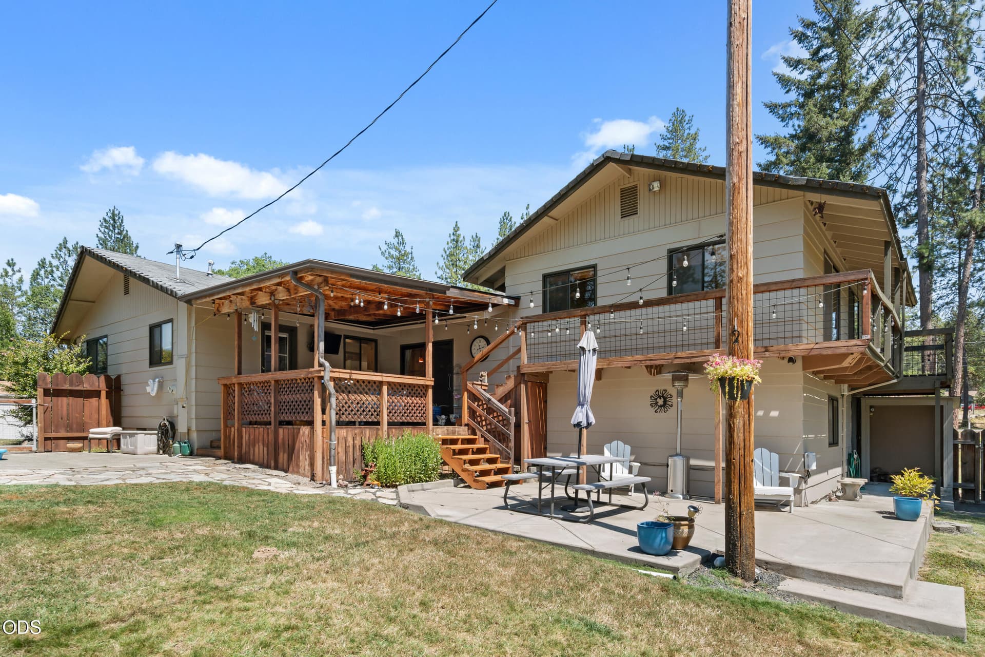 3044 Elk Lane. Photo 3 of 41, 3044 Elk Lane, Grants Pass, OR 97527