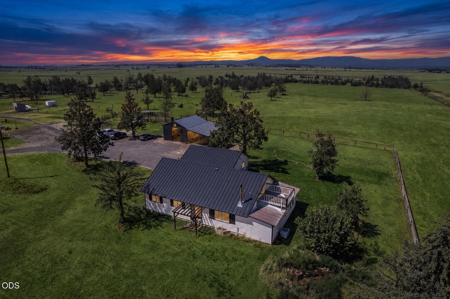 1. Photo 1 of 34, 9440 SW Feather Drive, Culver, OR 97734