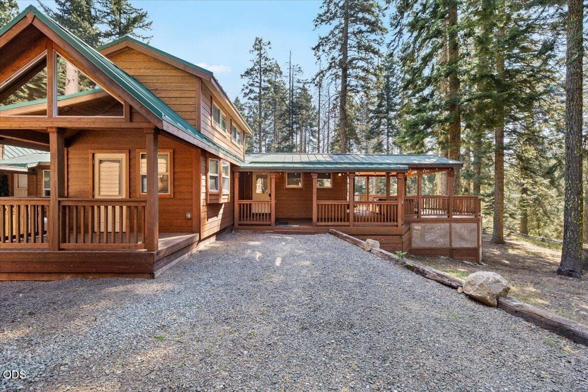 Cabin_50_05. Photo 5 of 45, 7979 Hyatt Prairie Road Unit # 50, Ashland, OR 97520
