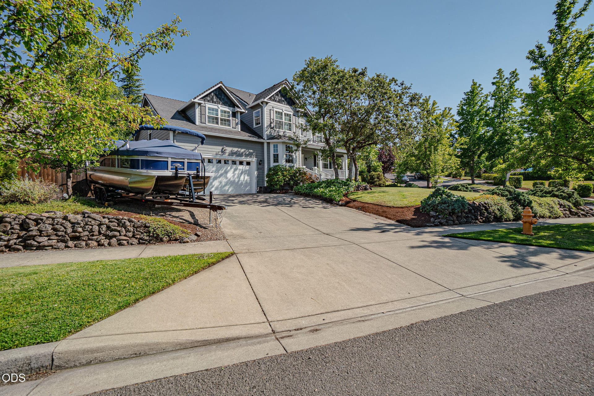 28-web-or-mls-DSC02163-HDR. Photo 1 of 30, 4110 Hemlock Drive, Medford, OR 97504
