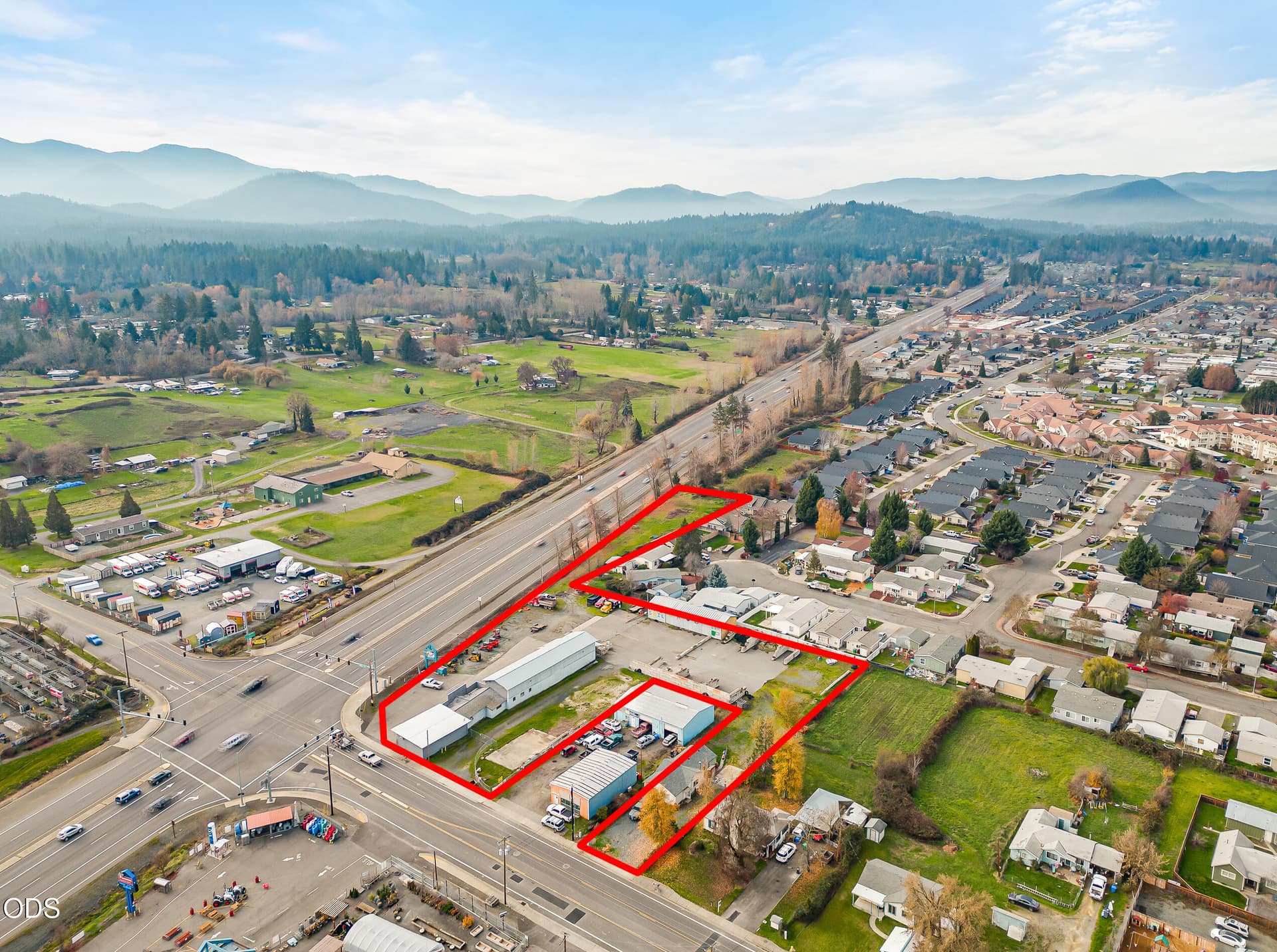 Property Outline. Photo 1 of 25, 1750 Dowell Road, Grants Pass, OR 97527