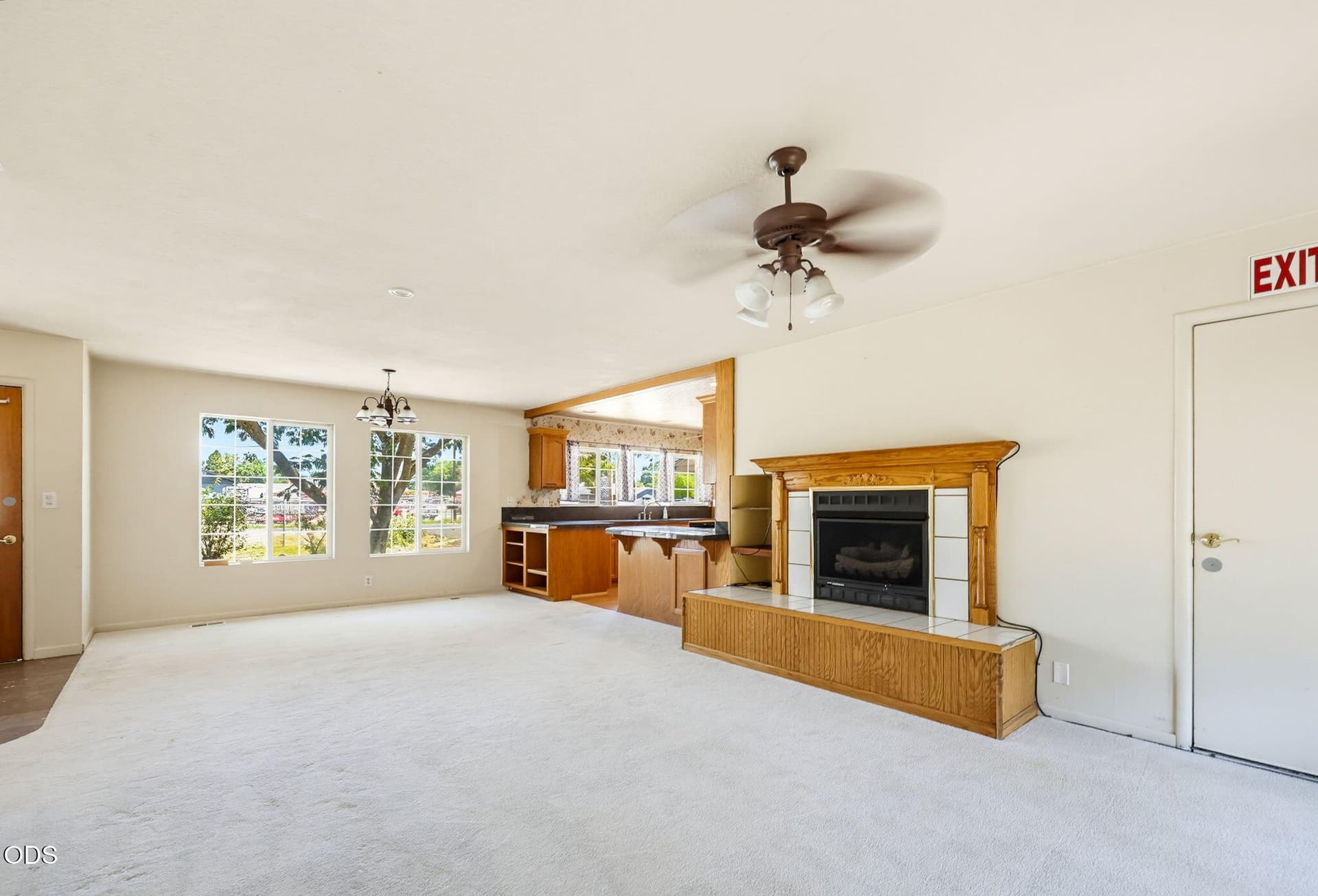 ApxCA00013. Photo 4 of 41, 1265 Corona Avenue, Medford, OR 97504