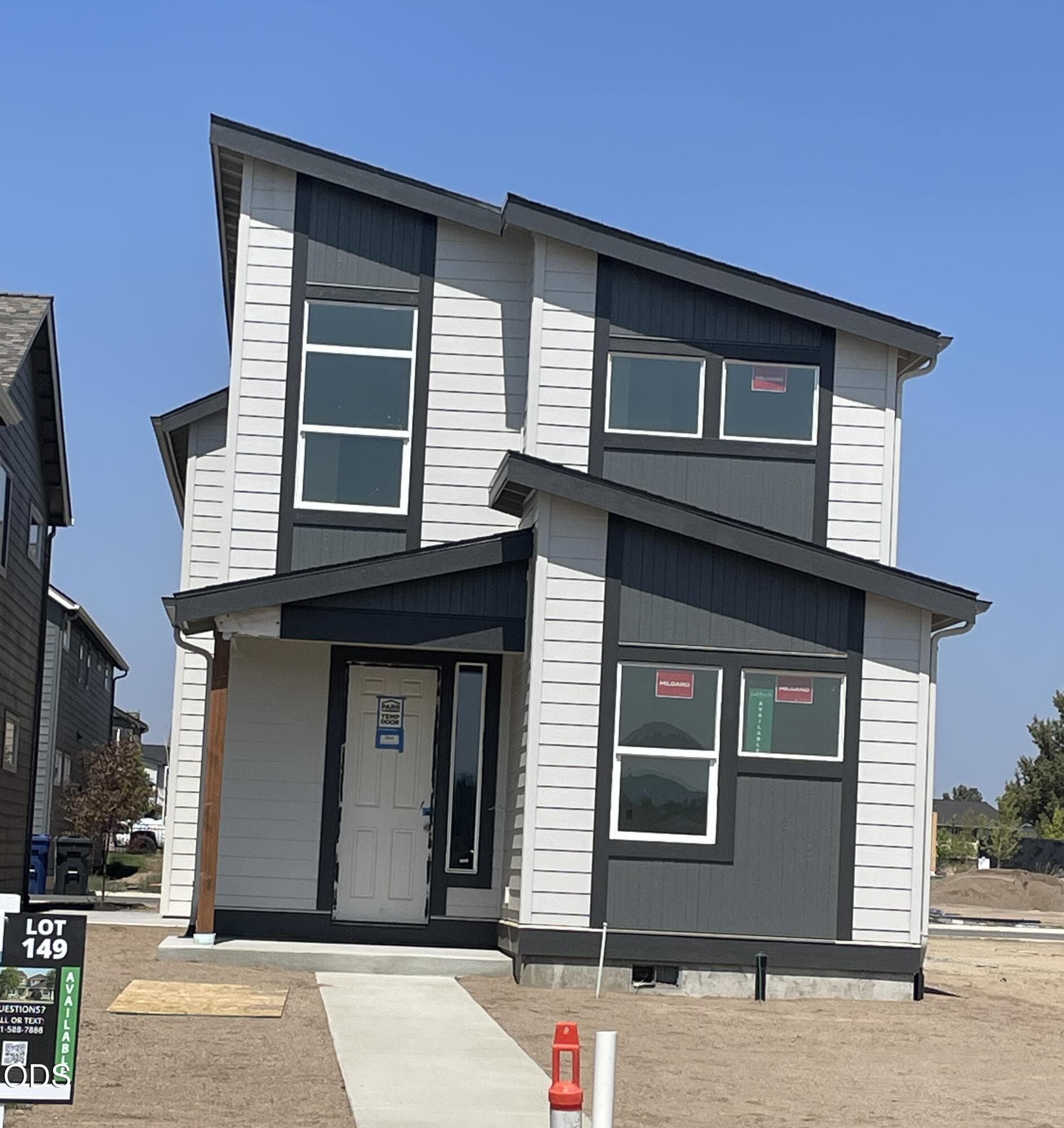 Actual exterior. Photo 2 of 16, 20896 SE Denver Drive, Bend, OR 97702