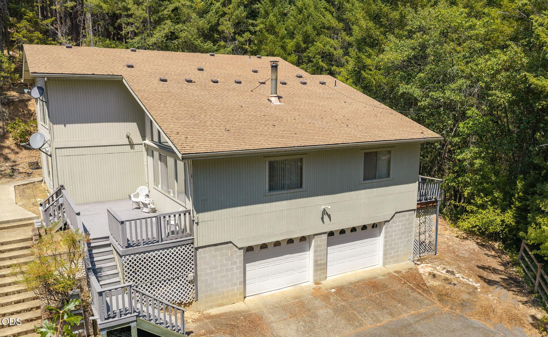 ApxTD00002. Photo 3 of 46, 690 Thornbrook Drive, Merlin, OR 97532
