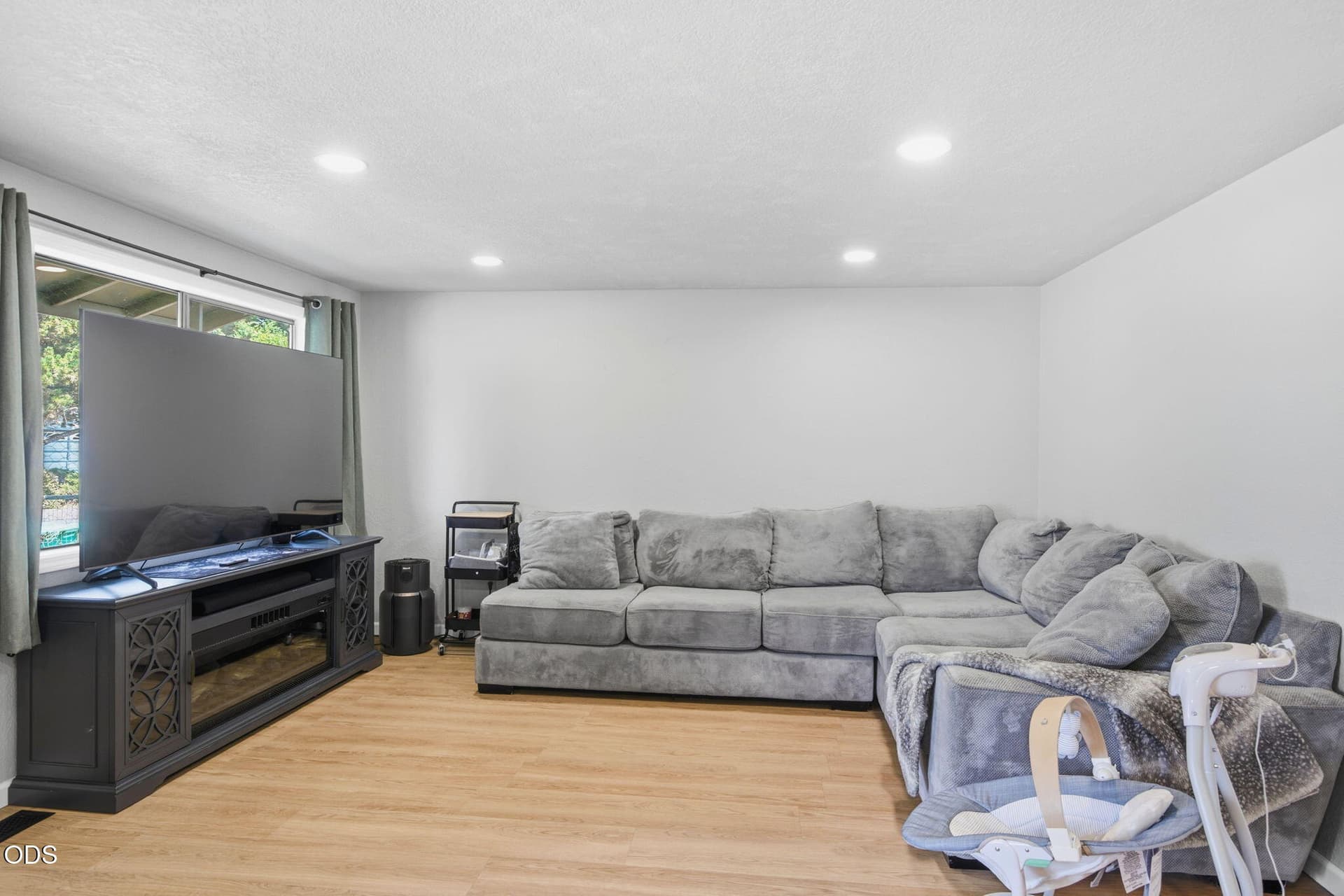 8-web-or-mls-1045-angler-ln. Photo 5 of 34, 1045 Angler Lane, Grants Pass, OR 97527