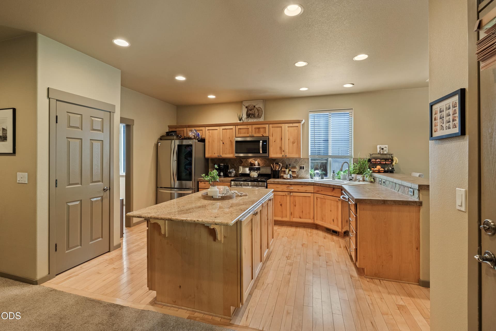 3. Photo 3 of 37, 21183 Ritz Place, Bend, OR 97702