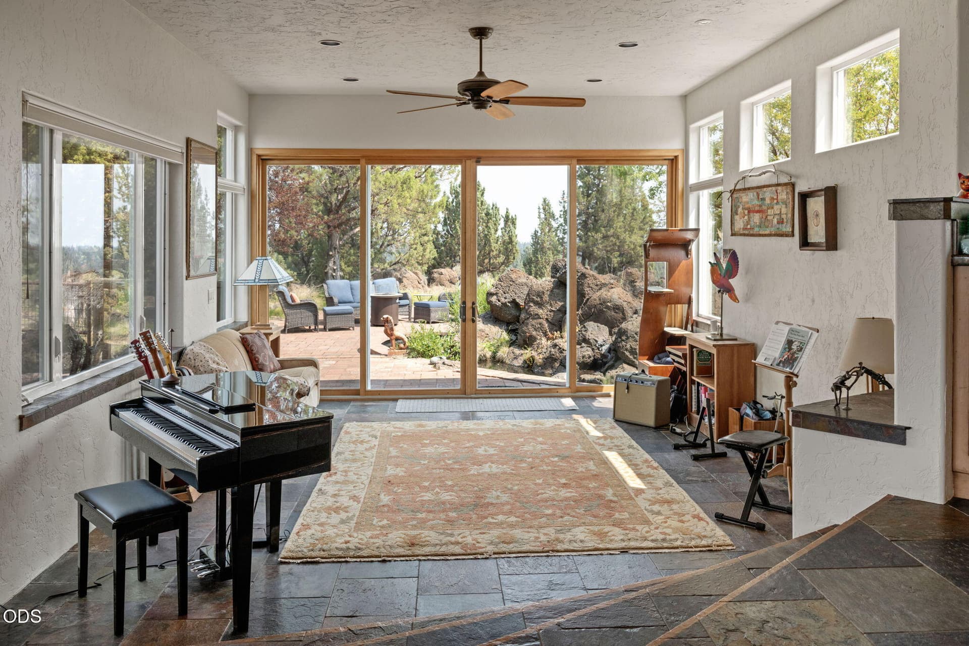 6-web-or-mls-DSC_9288. Photo 3 of 42, 61345 Mountain Breezes Court, Bend, OR 97702