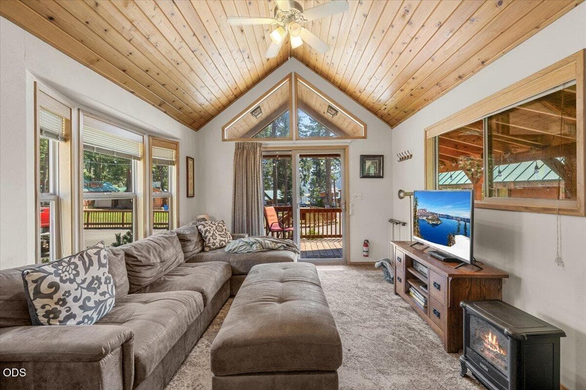 Cabin 17 livingroom 1. Photo 3 of 10, 7900 Hyatt Prairie Road Unit # 17, Ashland, OR 97520