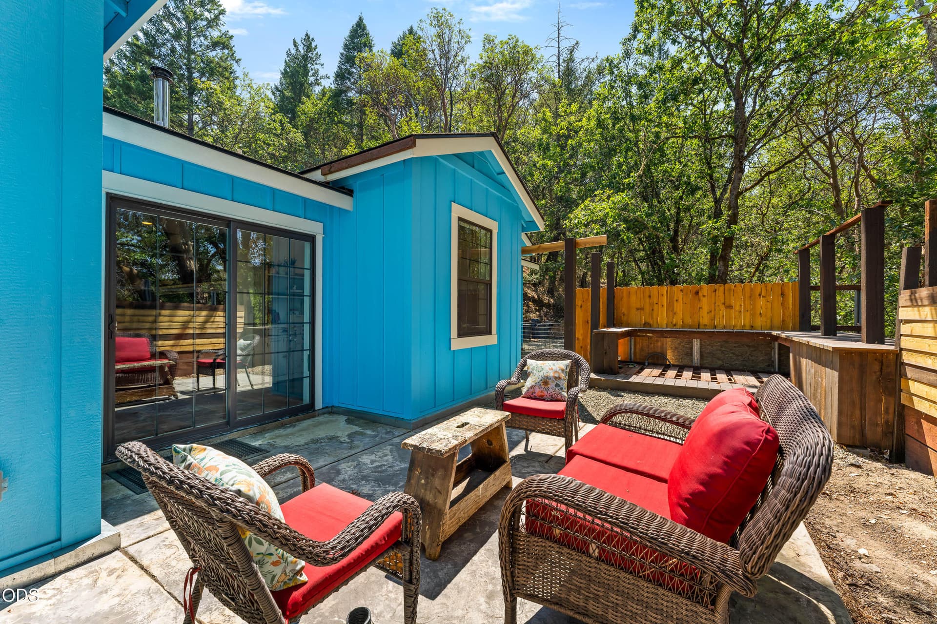 Back deck. Photo 3 of 35, 289 Shadow Mountain Way, Grants Pass, OR 97527