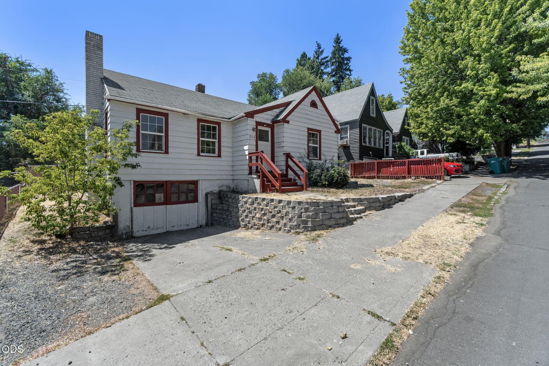 5-web-or-mls-DSC08050. Photo 4 of 38, 718 Roseway Drive, Klamath Falls, OR 97601