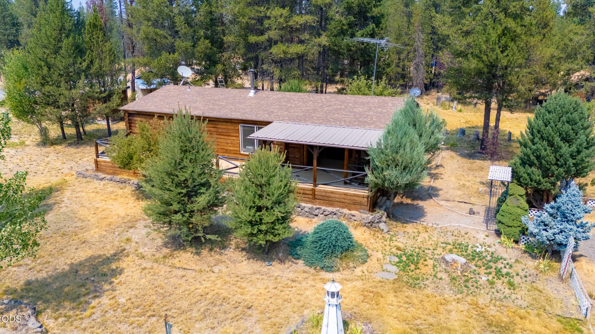 3. Photo 3 of 35, 145111 Lanewood Drive, La Pine, OR 97739