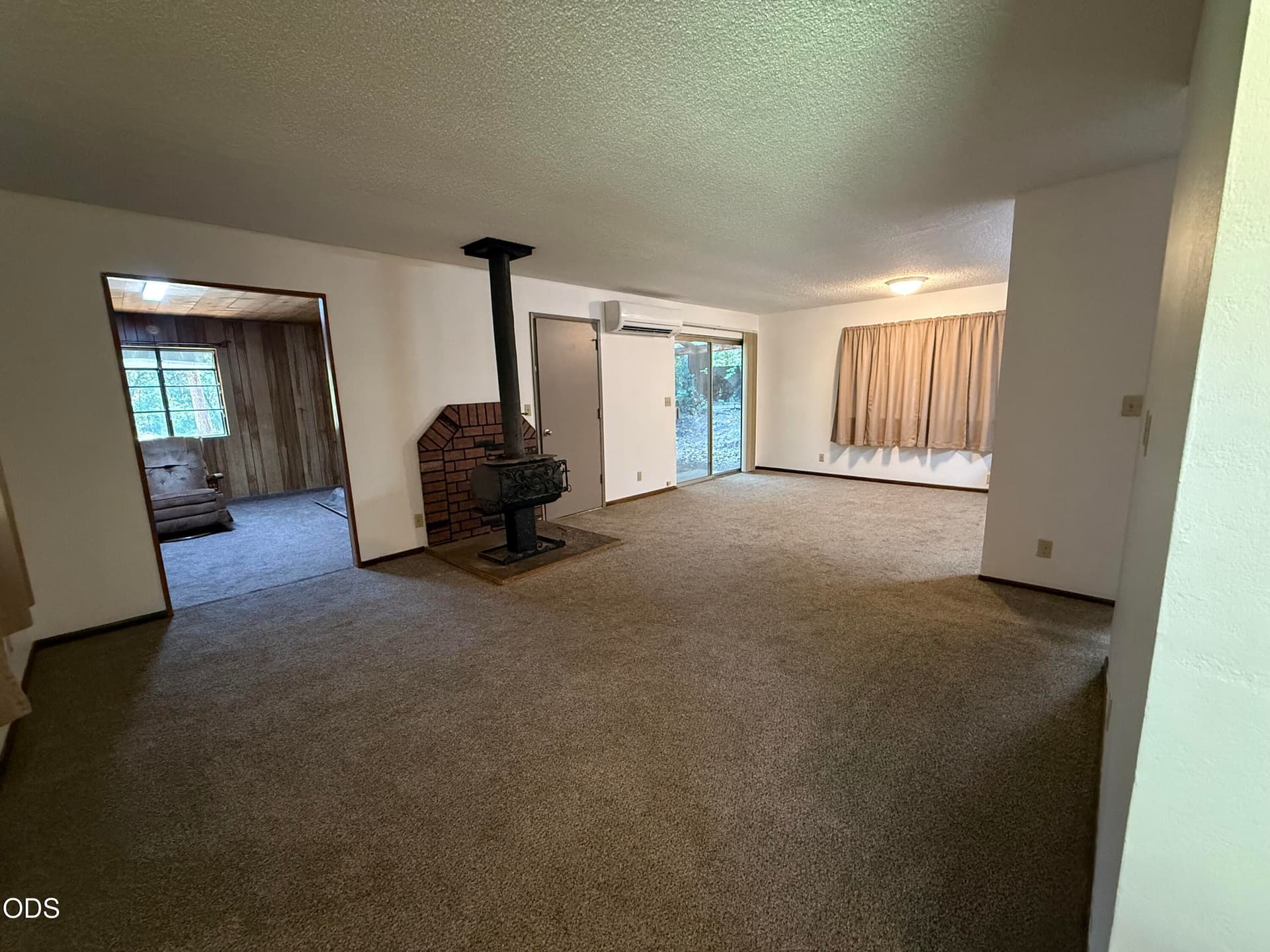 view from front door entry. Photo 3 of 20, 461 Fir Drive, Cave Junction, OR 97523