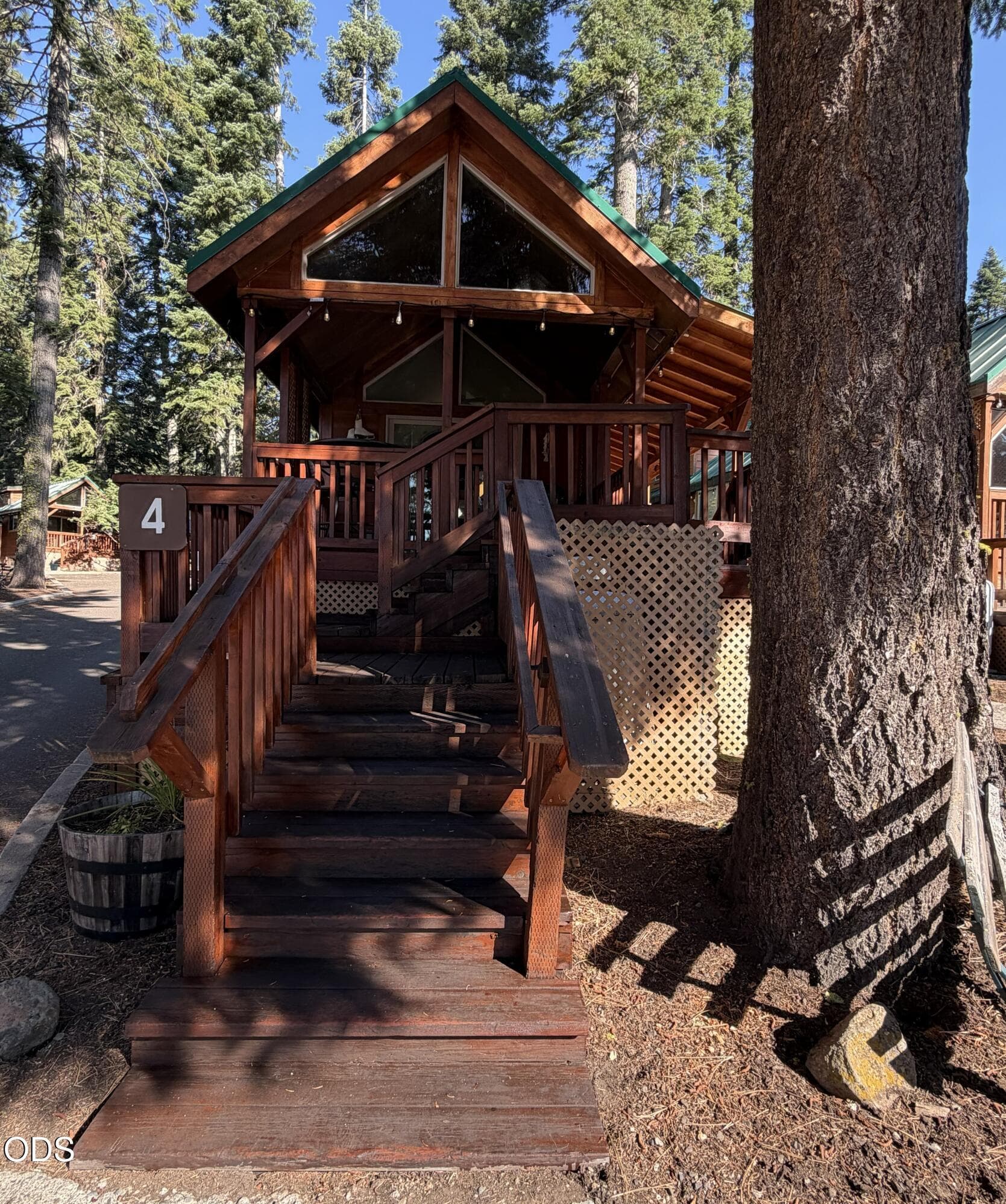 Hyatt Lake Cabin 2. Photo 1 of 12, 7900 Hyatt Prairie Road Unit # 4, Ashland, OR 97520