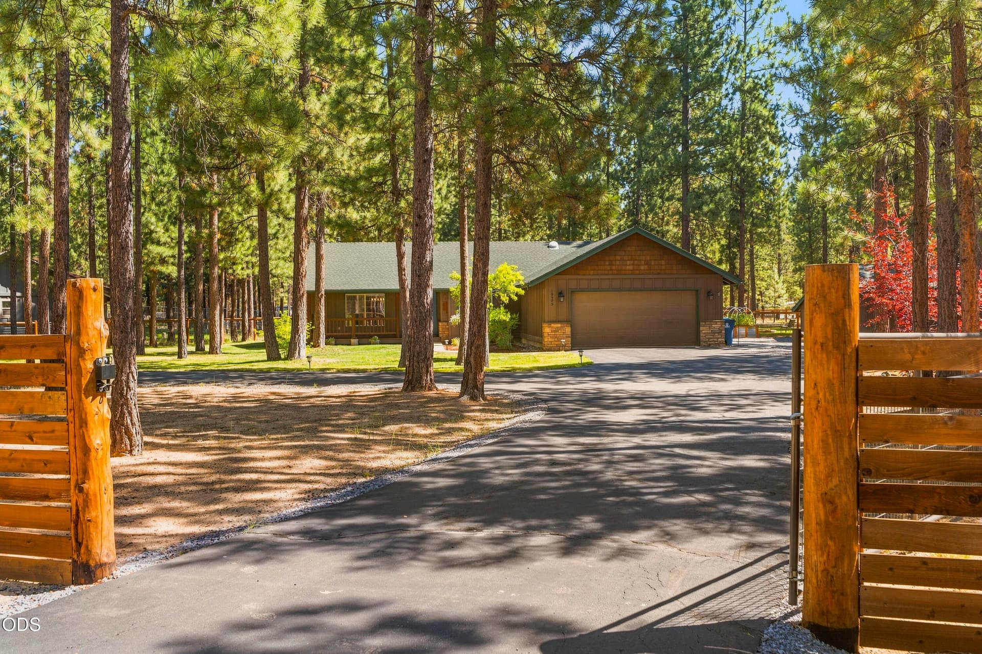 64-Exterior. Photo 2 of 71, 15375 Ponderosa Loop, La Pine, OR 97739