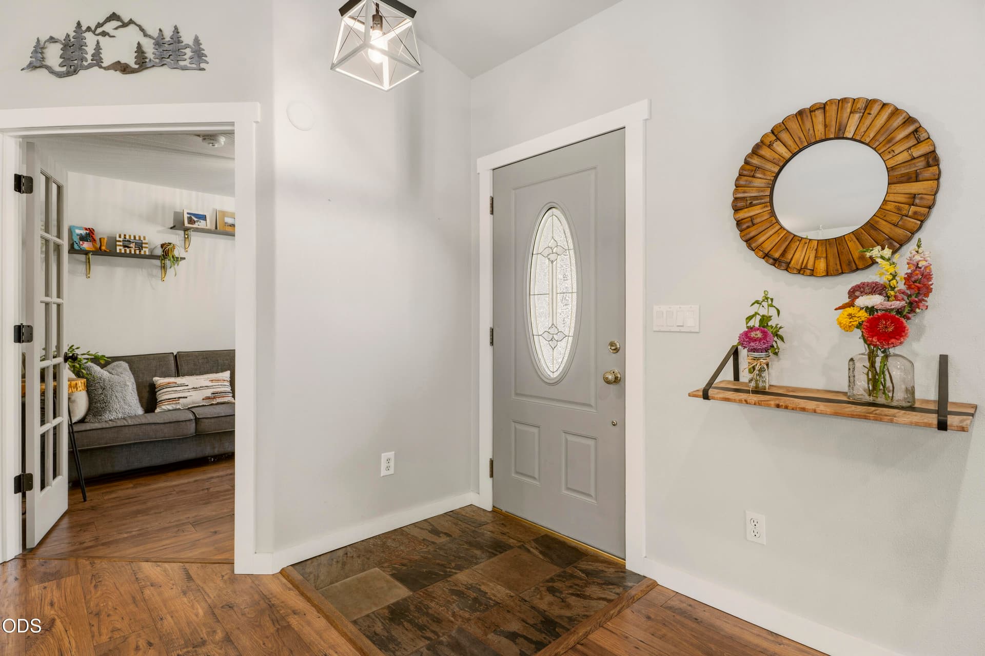 01-Entry. Photo 4 of 71, 15375 Ponderosa Loop, La Pine, OR 97739